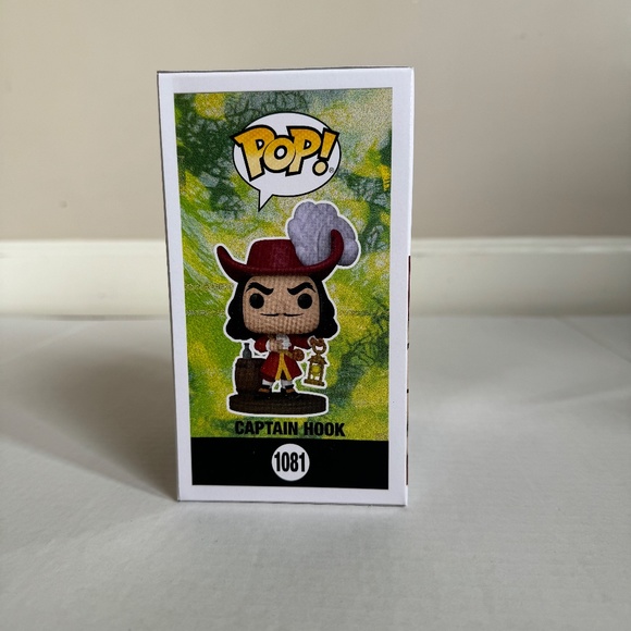 NEW! Funko Pop! Disney Villains Captain Hook #1081. - Picture 5 of 10